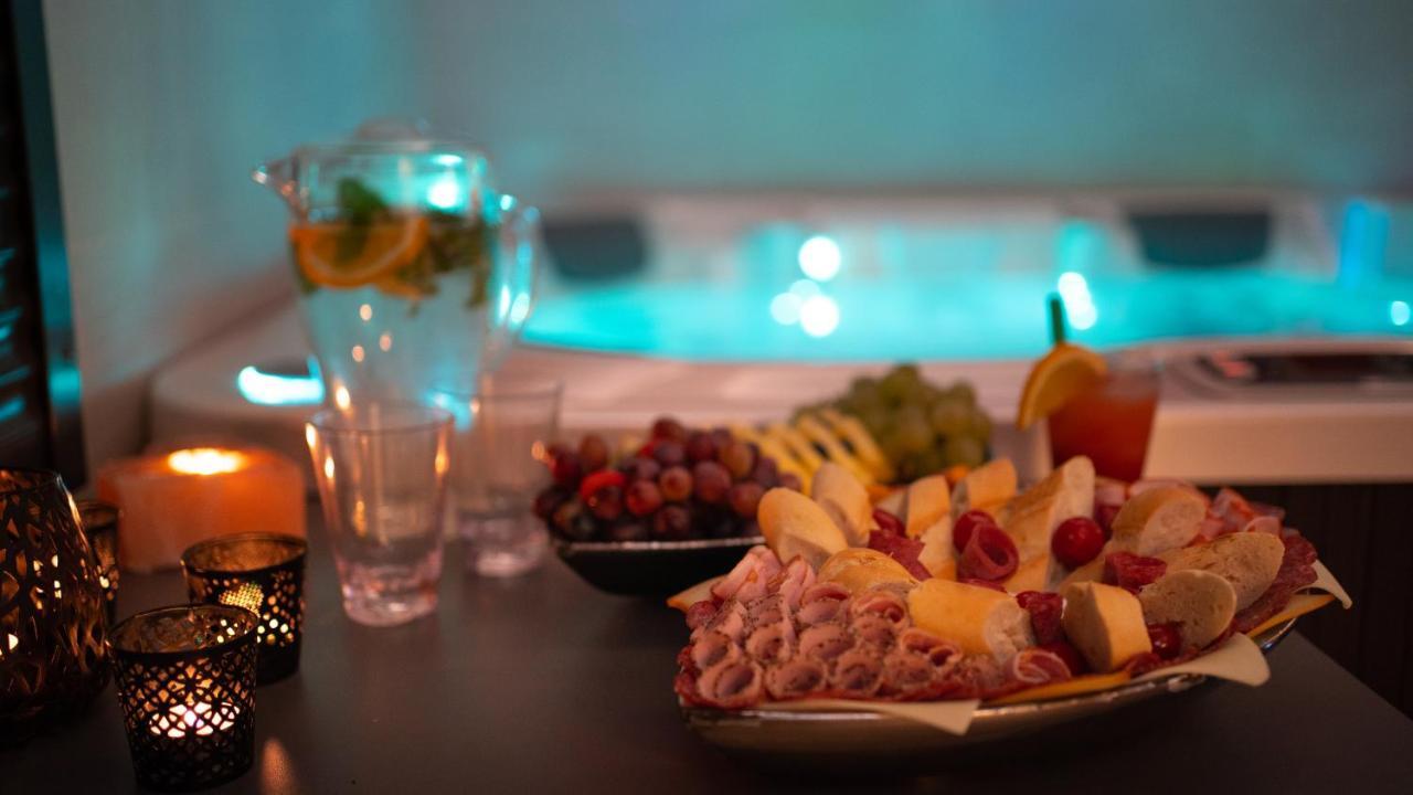 Wellness Relax - Luxusni Hotel ปราก ภายนอก รูปภาพ