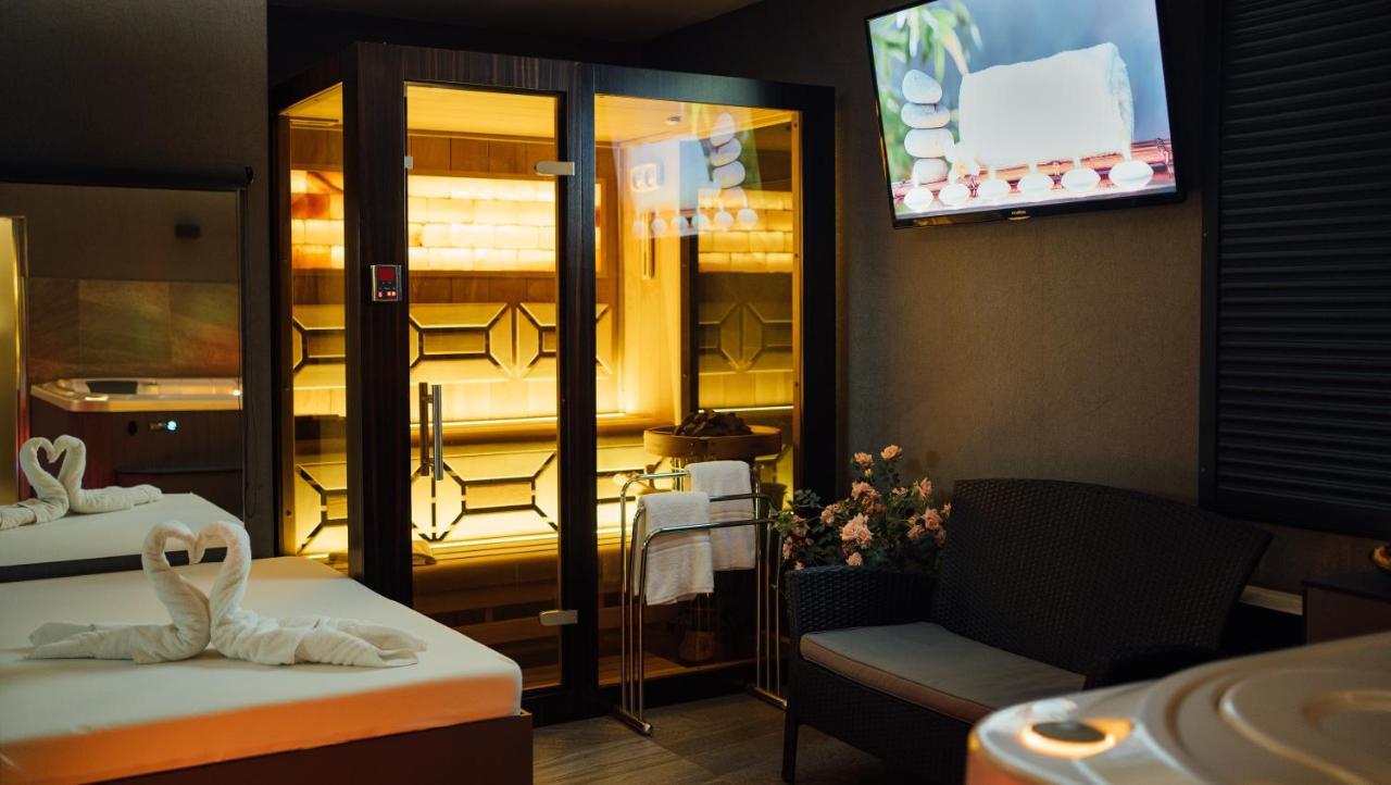 Wellness Relax - Luxusni Hotel ปราก ภายนอก รูปภาพ