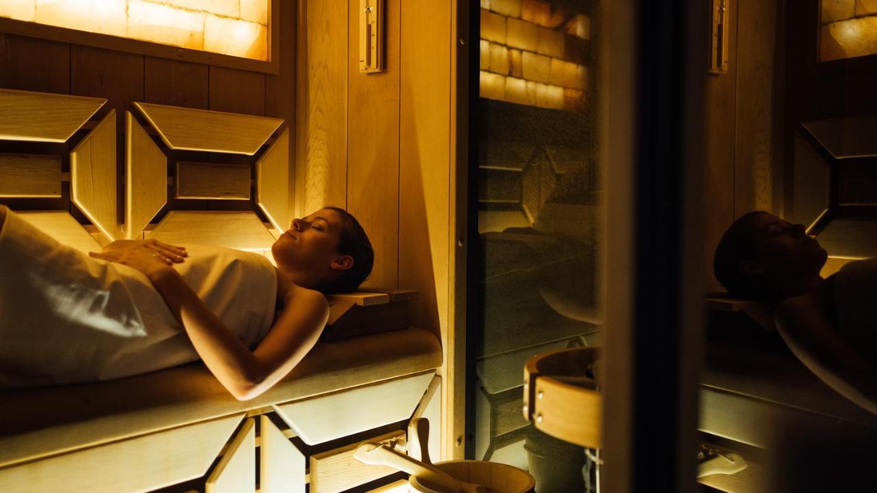 Wellness Relax - Luxusni Hotel ปราก ภายนอก รูปภาพ